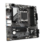  4x DDR5 Slots