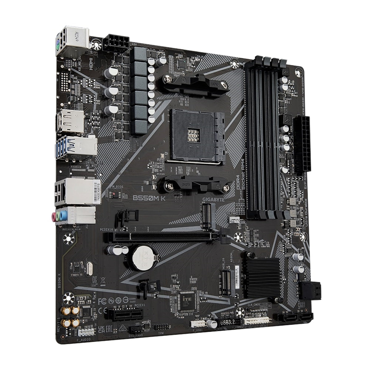  4x DDR4 Slots