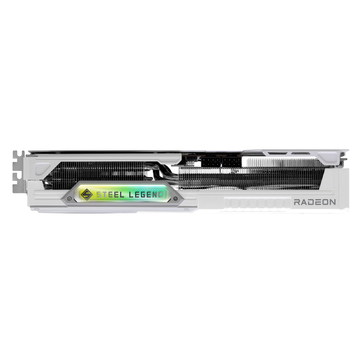  3x DisplayPorts / 1x HDMI Port