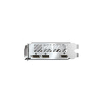  2x DisplayPorts / 1x HDMI Port