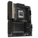  4x DDR5 Slots